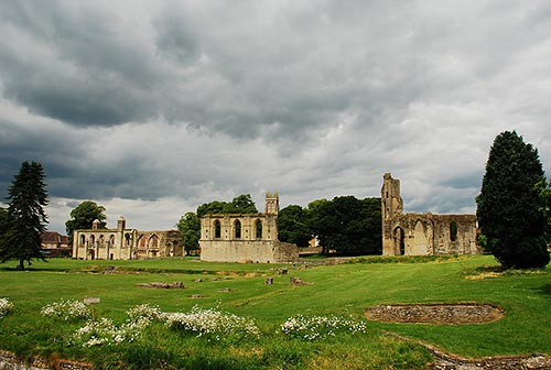 Glastonbury Abbey fiel dem bekanntesten König der Geschichte Englands zum Opfer: Heinrich VIII.