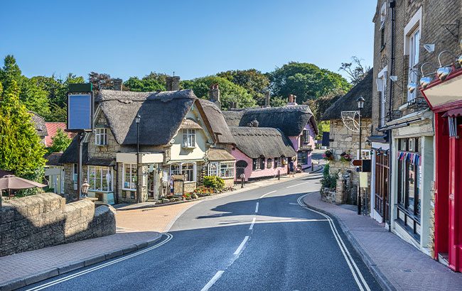 Das Örtchen Shanklin auf der berühmten Isle of Wight in Großbritannien zieht viele Touristen an.